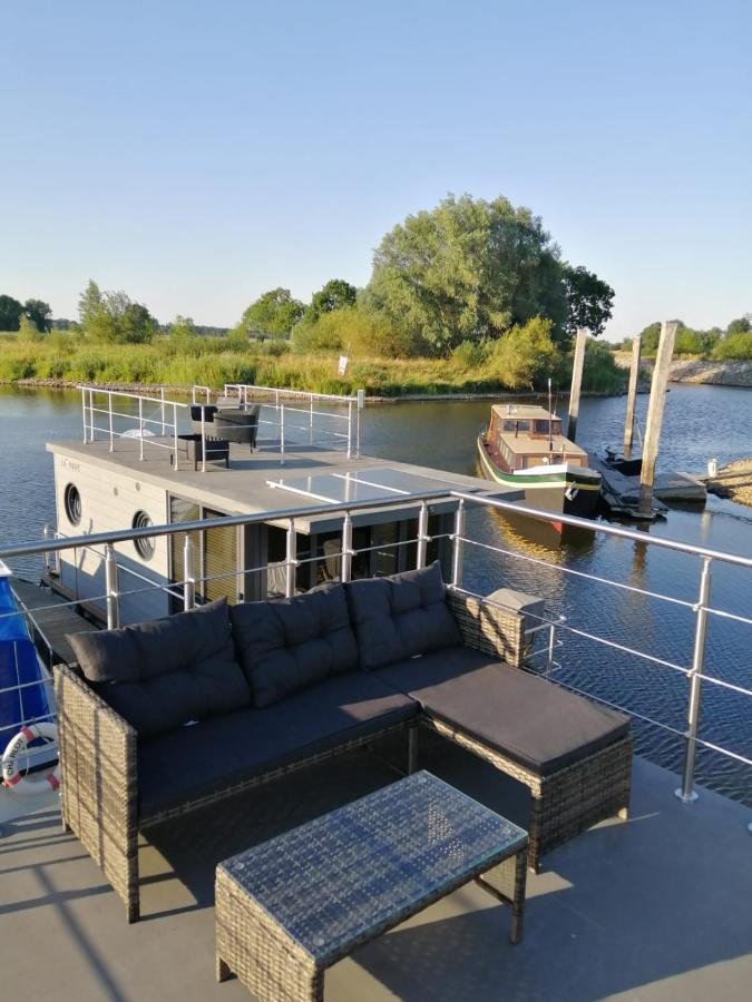 شقة Hausboot Lucky هاتِم المظهر الخارجي الصورة