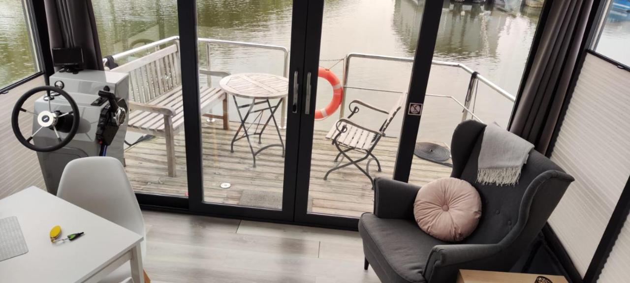 شقة Hausboot Lucky هاتِم المظهر الخارجي الصورة